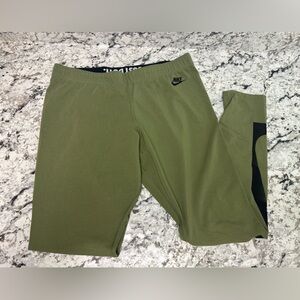 Nike leggings